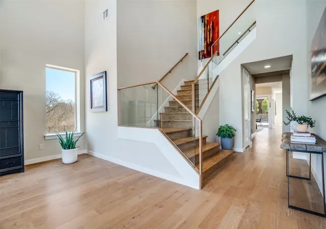 Photo 4 of Sale Pending at 2885 Powlett Creek Dr, Frisco, TX 75034 | MLS# 21184378 | Listing updated on 2026-04-03