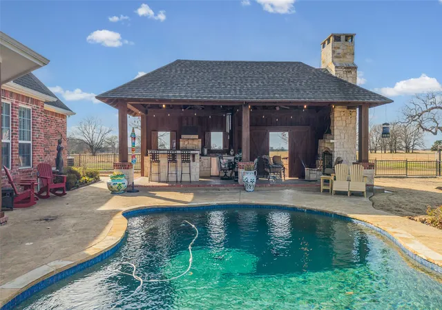 Photo 2 of Single family home for sale at 2560 County Road 4708, Sulphur Springs, TX 75482 | MLS# 21189242 | Listing updated on 2026-09-24