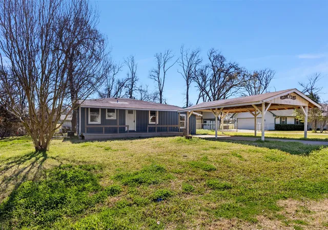 Homes for sale in Tool, TX | 2016 Gavin Rd, Tool, TX 75143 | MLS# 21189834