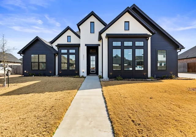 Photo 2 of Single family home for sale at 2217 Slocum Ct, Lorena, TX 76655 | MLS# 21188915 | Listing updated on 2026-07-27