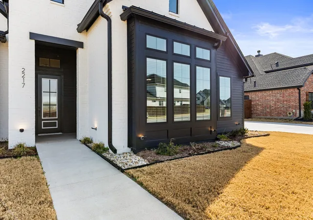 Photo 3 of Single family home for sale at 2217 Slocum Ct, Lorena, TX 76655 | MLS# 21188915 | Listing updated on 2026-07-27