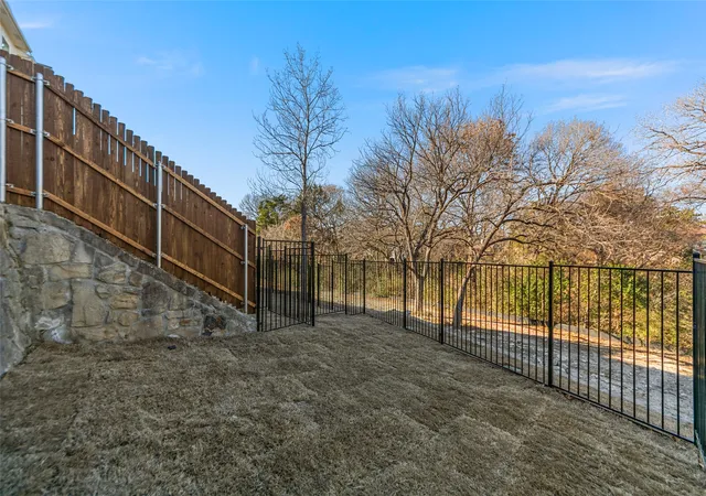 24th image of 6373 Mason Ct, Dallas, TX 75227 | MLS# 21190165
