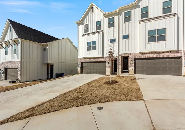 3rd image of 6373 Mason Ct, Dallas, TX 75227 | MLS# 21190165