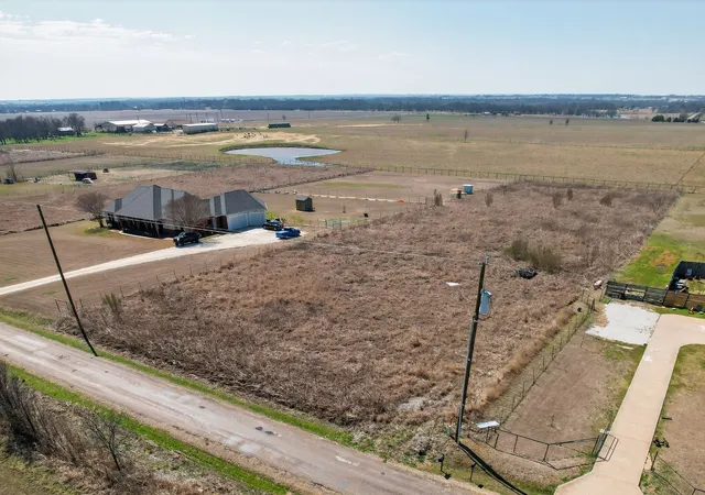 Homes for sale in Grandview, TX | 7408 County Road 205, Grandview, TX 76050 | MLS# 21190548
