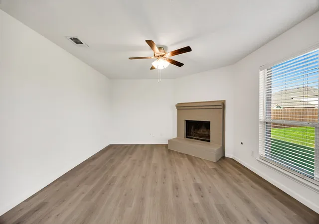 Photo 3 of Single family home for sale at 1541 Fairfield Dr, Forney, TX 75126 | MLS# 21190771 | Listing updated on 2026-09-20