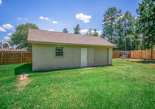 Homes for sale in Longview, TX | 110 Kayla Ln, Longview, TX 75602 | MLS# 21190839