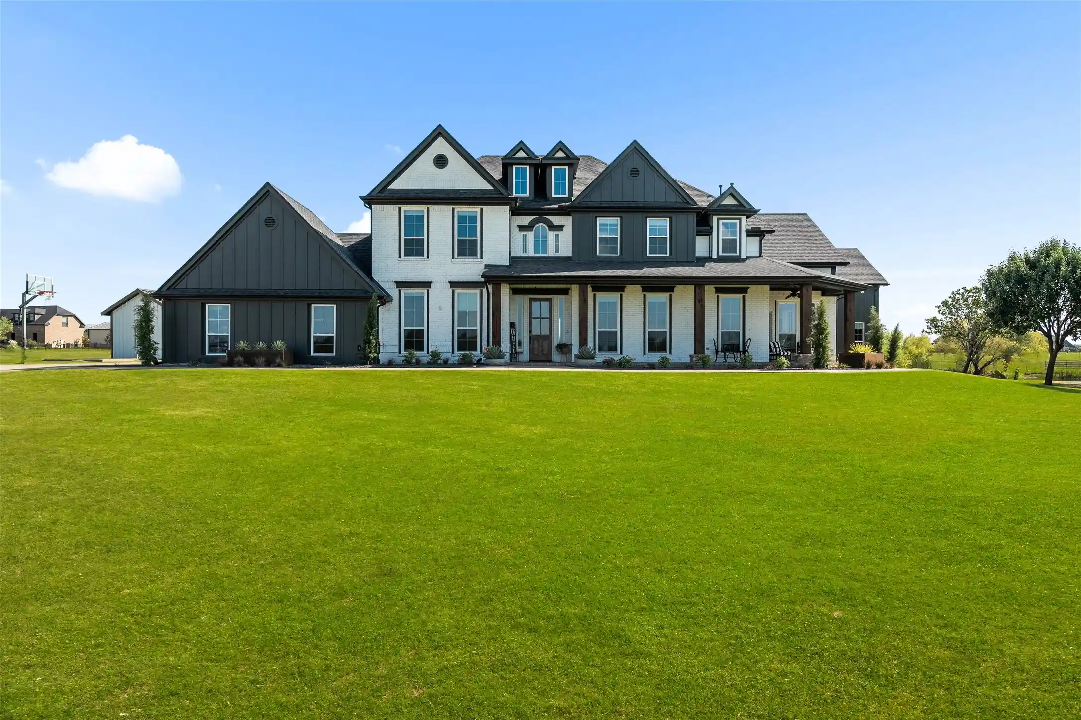 Photo 1 of Mansion for sale at 3497 N Preston Lakes Dr, Celina, TX 75009 | MLS# 21163122 | Listing updated on 2026-10-17