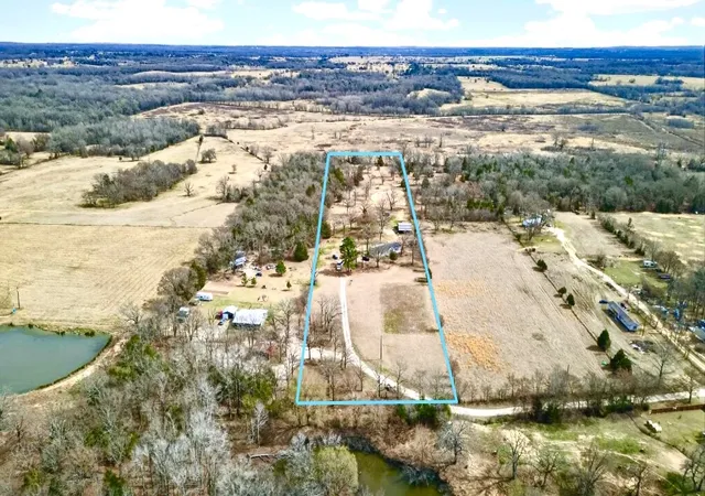 Photo 1 of Manufactured home for sale at 743 Vz County Road 422, Athens, TX 75752 | MLS# 21191158 | Listing updated on 2026-08-29