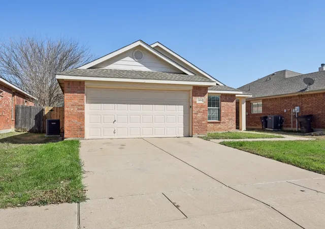 Homes for sale in Haslet, TX | 10904 Braemoor Dr, Haslet, TX 76052 | MLS# 21182588