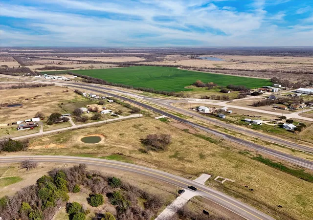 Homes for sale in Mount Calm, TX | 645 Fm 339, Mount Calm, TX 76673 | MLS# 21190921