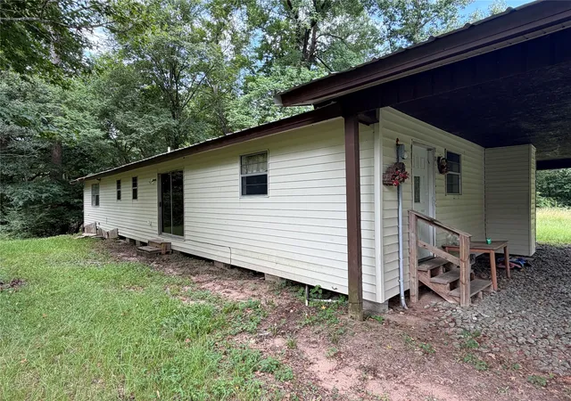 Photo 2 of Single family home for sale at 9773 Snyder Rd, Shreveport, LA 71129 | MLS# 21184767 | Listing updated on 2026-07-27