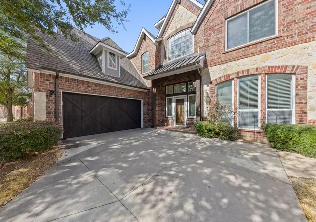 3rd image of 721 Peco St, Lantana, TX 76226 | MLS# 21191580