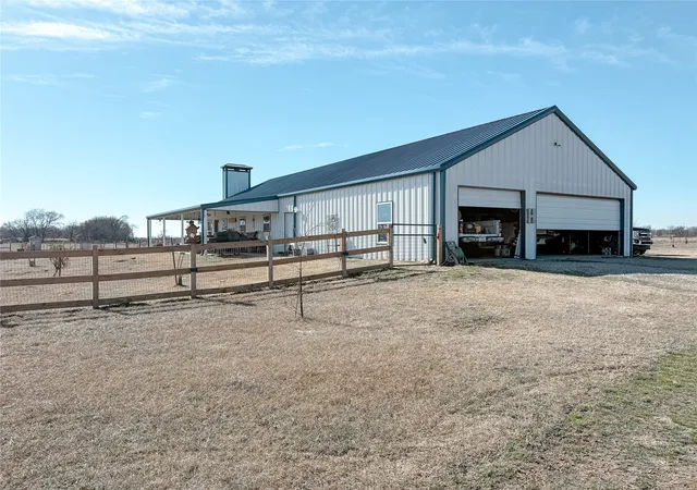 Photo 3 of Single family home for sale at 459 Vz County Road 2141, Canton, TX 75103 | MLS# 21187038 | Listing updated on 2026-09-05