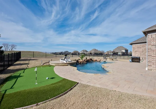 Photo 3 of Single family home for sale at 1505 Wolf Ridge Run, Gunter, TX 75058 | MLS# 21191800 | Listing updated on 2026-09-05