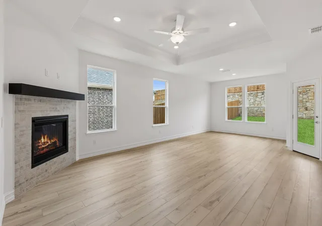 Photo 3 of Single family home for sale at 457 Avian Wy, Godley, TX 76044 | MLS# 21191914 | Listing updated on 2026-09-20
