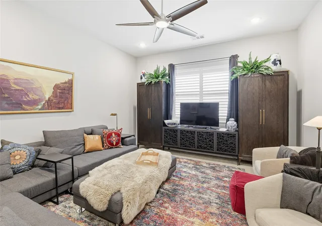 Photo 4 of Single family home for sale at 10720 Goodland Dr, Denton, TX 76207 | MLS# 21191675 | Listing updated on 2026-08-21