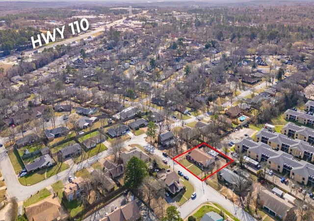Photo 2 of Multi family home for sale at 2103 Easy St, Tyler, TX 75703 | MLS# 21189316 | Listing updated on 2026-08-28
