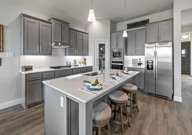 Photo 2 of Single family home for sale at 3293 Pier View St, Cedar Hill, TX | MLS# 21190660 | Listing updated on 2026-09-02