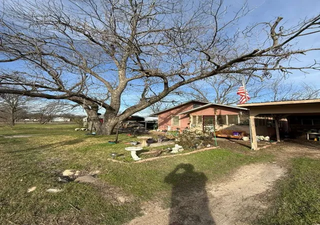 Photo 4 of Single family home for sale at 710 Whitney St, Morgan, TX 76671 | MLS# 21190301 | Listing updated on 2026-09-28