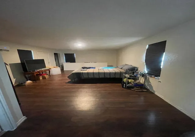 Photo 2 of Multi family home for sale at 5236 Bonnell Ave, Fort Worth, TX 76107 | MLS# 21192142 | Listing updated on 2026-08-23