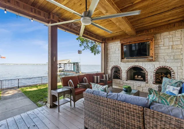 1st image of 142 Peninsula Point Ter, Mabank, TX 75156 | MLS# 21177841