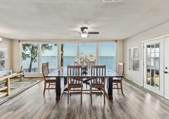 5th image of 142 Peninsula Point Ter, Mabank, TX 75156 | MLS# 21177841