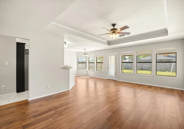 Photo 3 of Sale Pending at 1526 Berry Patch Ln, Granbury, TX 76048 | MLS# 21192263 | Listing updated on 2026-08-28