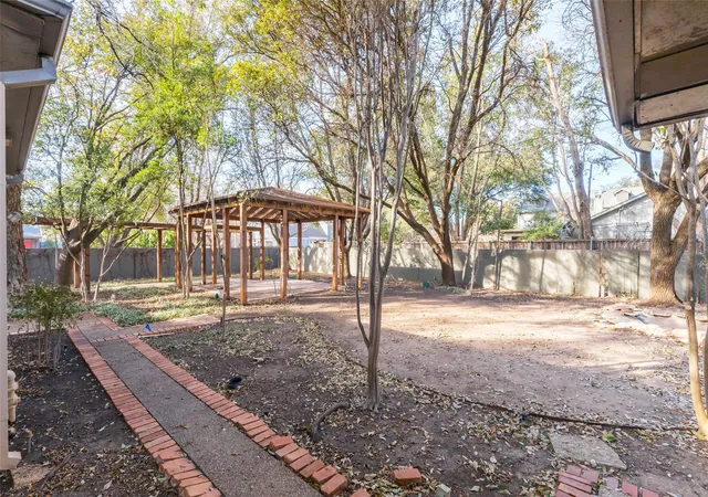 Photo 39 of Sale Pending at 1142 Sylvan Dr, Abilene, TX 79605 | MLS# 21191792 | Listing updated on 2026-09-30