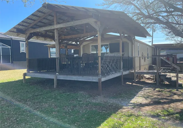 Homes for sale in Possum Kingdom Lake, TX | 2334 Sanbar Rd #86, Possum Kingdom Lake, TX 76449 | MLS# 21192364