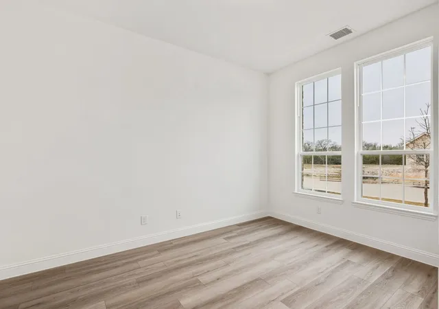 Photo 3 of Single family home for sale at 2908 Wallis Dr, Melissa, TX 75454 | MLS# 21192452 | Listing updated on 2026-10-08