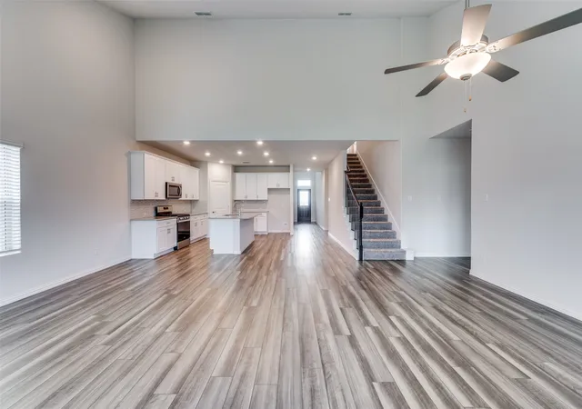 Photo 3 of Single family home for sale at 3308 Kingsdown Dr, Denton, TX 76207 | MLS# 21187922 | Listing updated on 2026-08-28