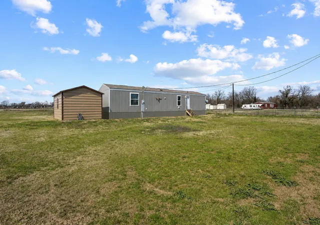 Photo 4 of Manufactured home for sale at 385 Rs County Road 3374, Alba, TX 75410 | MLS# 21191873 | Listing updated on 2026-08-25