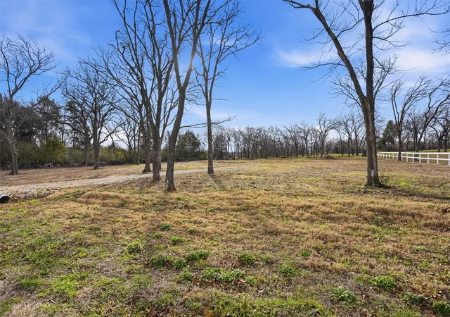 Photo 4 of Sale Pending at 2508 County Road 314, Cleburne, TX 76031 | MLS# 21189294 | Listing updated on 2026-08-27