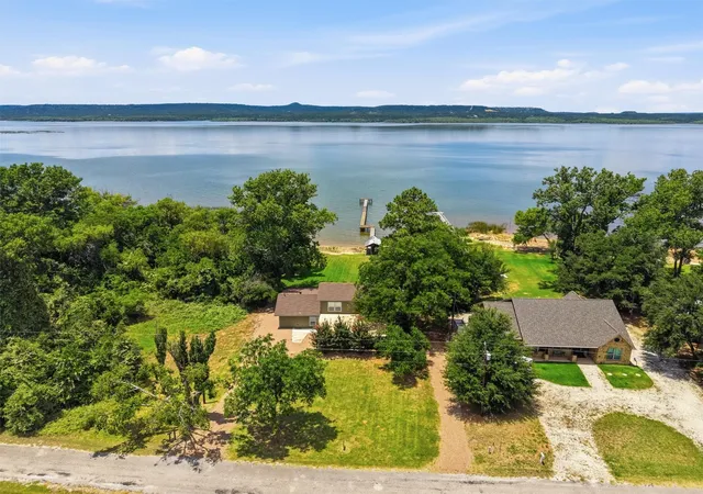 Homes for sale in Graford, TX | 1031 Airport Rd, Graford, TX 76449 | MLS# 21190313