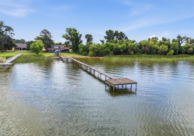 Homes for sale in Graford, TX | 1031 Airport Rd, Graford, TX 76449 | MLS# 21190313