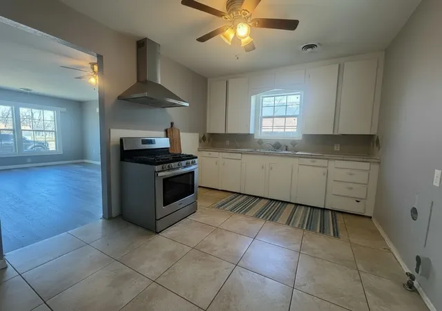 Photo 4 of Single family home for sale at 3520 Colcord Ave, Waco, TX 76707 | MLS# 21192685 | Listing updated on 2026-08-29