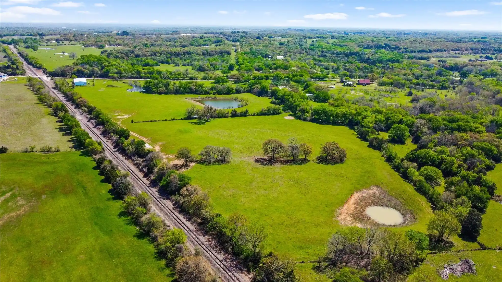Photo 1 of Single family home for sale at 800 County Road 426, Cleburne, TX 76031 | MLS# 21192498 | Listing updated on 2026-10-30