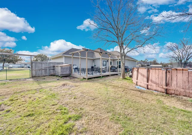 Homes for sale in Corsicana, TX | 3628 County Road 1130, Corsicana, TX 75110 | MLS# 21191837