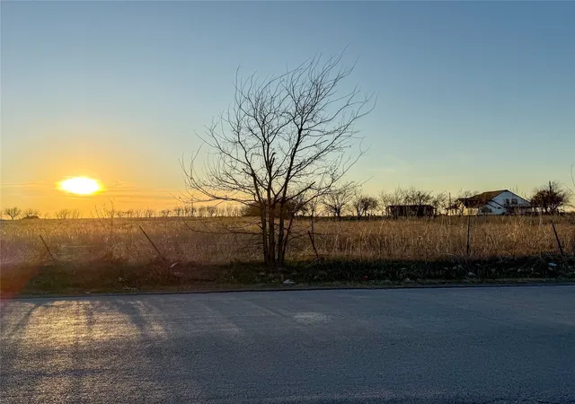 Homes for sale in Godley, TX | 10041 County Road 1004, Godley, TX 76044 | MLS# 21193058