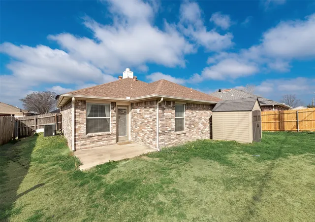 Homes for sale in Midlothian, TX | 1214 Misty Meadow Dr, Midlothian, TX 76065 | MLS# 21180274