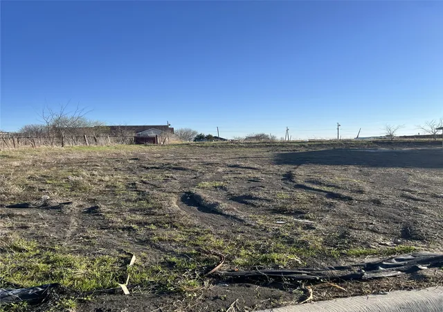Photo 1 of Land for sale at 508 Flora Ct, Nevada, TX 75173 | MLS# 21192733 | Listing updated on 2026-07-16