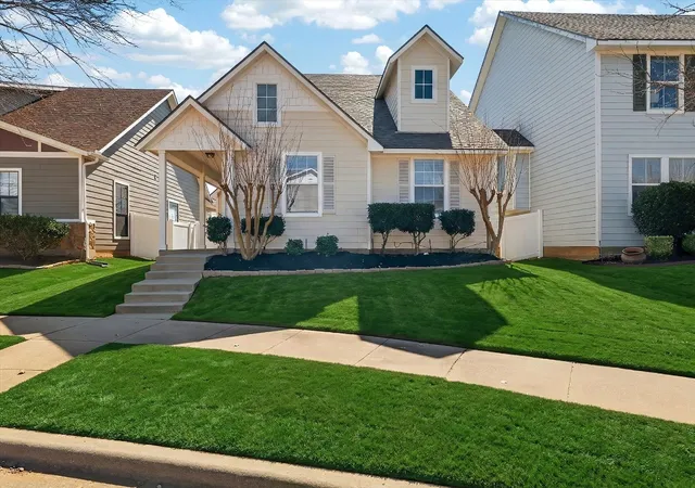 1st image of 10008 Hanover Dr, Providence Village, TX 76227 | MLS# 21193151
