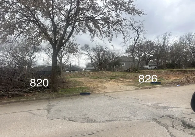 Homes for sale in Denison, TX | 826 W Shepherd St, Denison, TX 75020 | MLS# 21193380