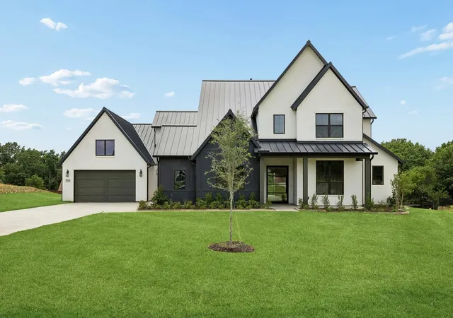 Photo 1 of Mansion for sale at 11229 Douglas Dr, Argyle, TX 76226 | MLS# 21193386 | Listing updated on 2026-09-28