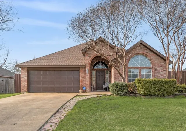 Photo 3 of Single family home for sale at 313 Winter Park, Rockwall, TX 75032 | MLS# 21192928 | Listing updated on 2026-09-06