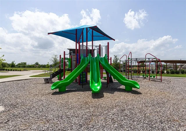 3rd image of 905 Goldenwave Trl, Wylie, TX 75098 | MLS# 21193426