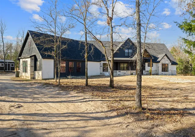 Homes for sale in Malakoff, TX | 8012 County Road 1201, Malakoff, TX 75148 | MLS# 21193438