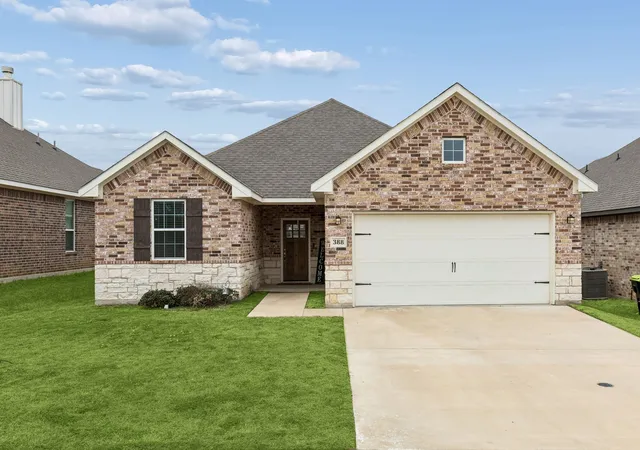 Homes for sale in Pilot Point, TX | 388 N Montague St, Pilot Point, TX 76258 | MLS# 21192857