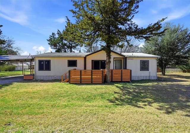Homes for sale in Gordonville, TX | 76 Forest Ln, Gordonville, TX 76245 | MLS# 21193315
