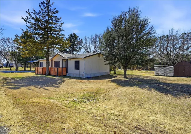 Homes for sale in Gordonville, TX | 76 Forest Ln, Gordonville, TX 76245 | MLS# 21193315
